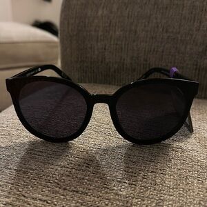 Foster Grant Fashion Sunglasses 59773FGX001 1.0 ea